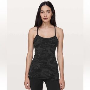 Lululemon Incognito Grey Black Lined Camouflage Power-Y Tank. SZ 2.